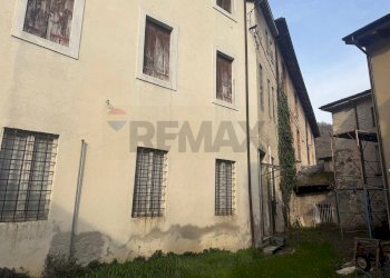 Edificio all\'aperto - Locale Commerciale Via Centro Priabona
13, Monte di Malo - foto 4