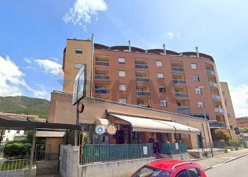 Edificio all\'aperto - Semi-detached Villa Via Enrico De Nicola
1/A, L'Aquila - photo 1