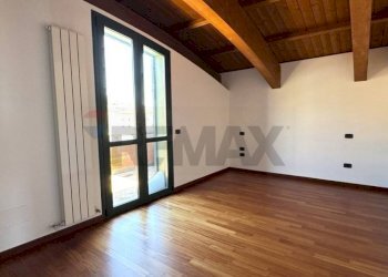 Stanza vuota - Semi-detached Villa Via Enrico De Nicola
1/A, L'Aquila - photo 9