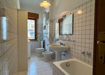 Bagno - Trilocale Corso Sallustio
 
330, Pizzoli - foto 6