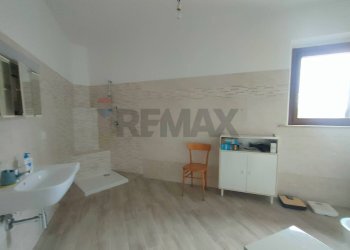 Bagno - Semi-detached house Via San Carlo
 
Snc, L'Aquila - photo 18