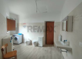 Bagno - Semi-detached house Via San Carlo
 
Snc, L'Aquila - photo 19
