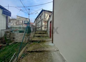 Giardino - Semi-detached house Via San Carlo
 
Snc, L'Aquila - photo 27