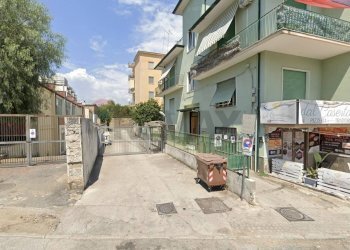 Edificio all\'aperto - Appartamento Caserta - foto 5