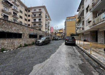Edificio all\'aperto - Box Via Porta Posillipo
 
80, Napoli - photo 5