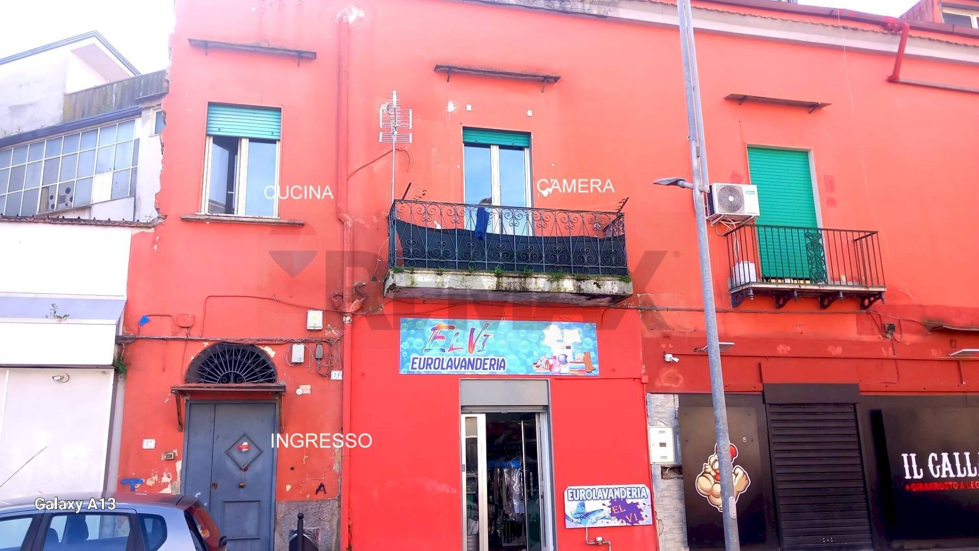 Edificio all\'aperto - Bilocale Via Benevento
 
27, Casalnuovo di Napoli - foto 2