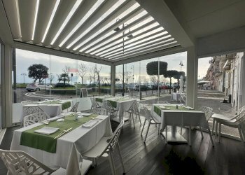 Terrazza - Commercial Premises Corso Umberto
 
123, Pozzuoli - photo 4