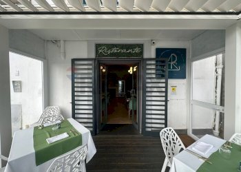 Scale - Commercial Premises Corso Umberto
 
123, Pozzuoli - photo 6