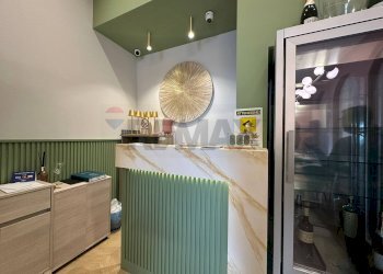 Camera / camera da letto - Commercial Premises Corso Umberto
 
123, Pozzuoli - photo 8