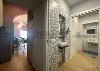 Bagno - Commercial Premises Corso Umberto
 
123, Pozzuoli - photo 19