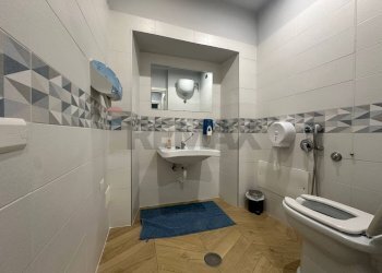 Bagno - Commercial Premises Corso Umberto
 
123, Pozzuoli - photo 22