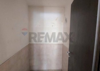 Stanza vuota - Ufficio Via Ferrante Imparato
 
209-211, Napoli - foto 17