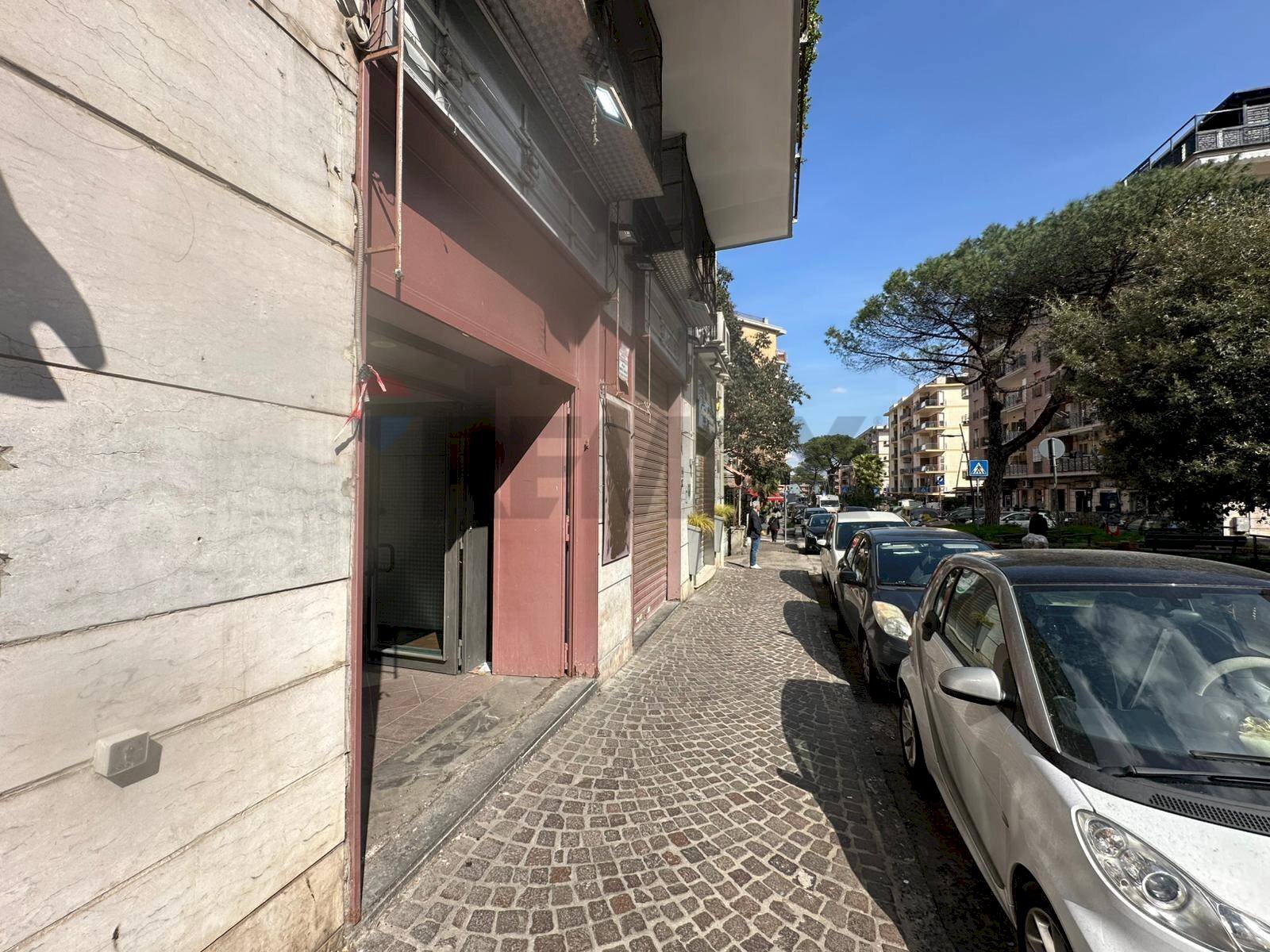 Edificio all\'aperto - Locale Commerciale VIA NICOLARDI
 
51, Napoli - foto 2