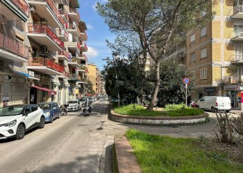 Edificio all\'aperto - Locale Commerciale VIA NICOLARDI
 
51, Napoli - foto 5