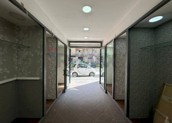 Hall / corridoio - Locale Commerciale VIA NICOLARDI
 
51, Napoli - foto 6