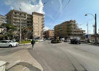 Edificio all\'aperto - Locale Commerciale VIA NICOLARDI
 
51, Napoli - foto 9