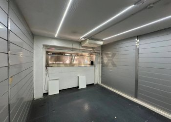 Parcheggio - Locale Commerciale VIA NICOLARDI
 
51, Napoli - foto 19