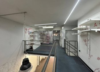 Palestra - Locale Commerciale VIA NICOLARDI
 
51, Napoli - foto 23