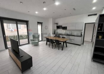 Sala da pranzo - Four-room apartment Piazza D'annunzio
 
16, Napoli - photo 1