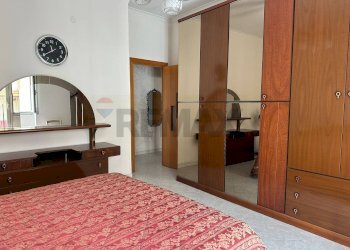 Camera / camera da letto - Three-room apartment Via Cassano
 
122, Napoli - photo 9