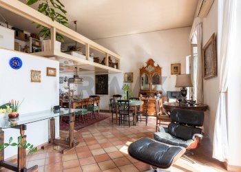 Sala da pranzo - Appartamento Via Francesco Caracciolo
 
13, Napoli - foto 12