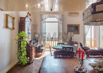 Sala da pranzo - Appartamento Via Francesco Caracciolo
 
13, Napoli - foto 13