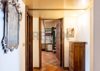 Hall / corridoio - Appartamento Via Francesco Caracciolo
 
13, Napoli - foto 25