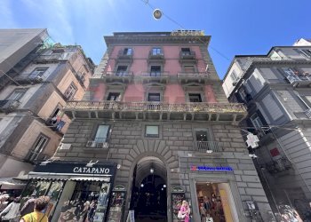 Edificio all\'aperto - Office Napoli - photo 1