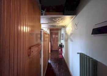 Hall / corridoio - Trilocale Viale Regina Elena
 
95, Rivisondoli - foto 7