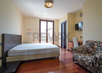 Camera / camera da letto - Four-room apartment Dalmine - photo 7