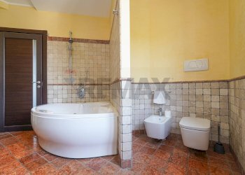 Bagno - Four-room apartment Dalmine - photo 14