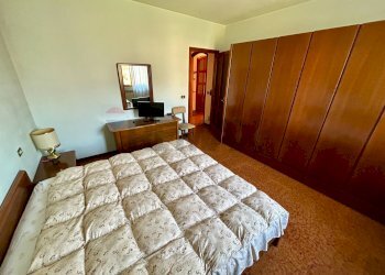 Camera / camera da letto - Independent house Sovere - photo 33