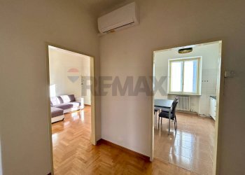 Hall / corridoio - Trilocale Costa Volpino - foto 6