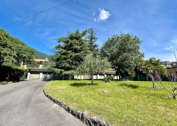 Giardino - Trilocale Costa Volpino - foto 7