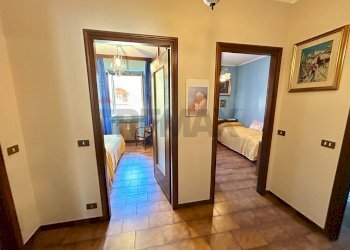 Hall / corridoio - Appartamento Breno - foto 17