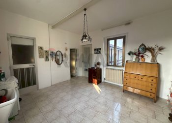 Soggiorno - Three-room apartment via Battisti
 
11, Osio Sopra - photo 16