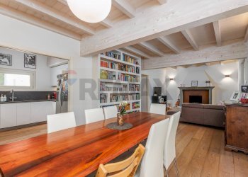 Sala da pranzo - Villa via tengattini
 
2A, Paratico - foto 7