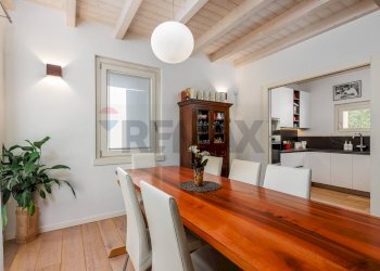 Sala da pranzo - Villa via tengattini
 
2A, Paratico - foto 8