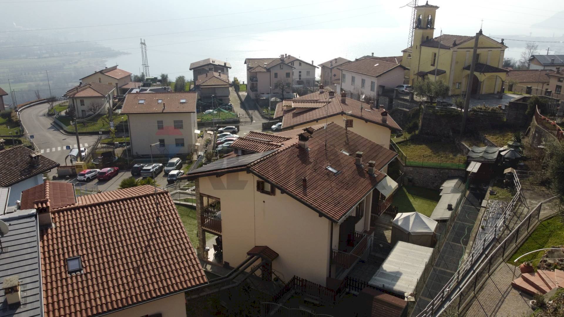 Edificio all\'aperto - Casa semi indipendente Costa Volpino - foto 2