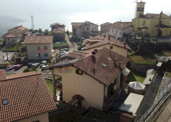 Edificio all\'aperto - Casa semi indipendente Costa Volpino - foto 2