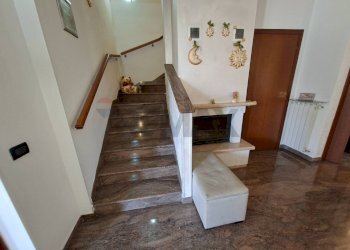 Scale - Casa semi indipendente Costa Volpino - foto 21