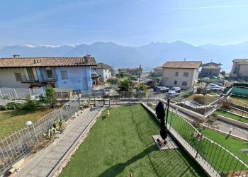 Edificio all\'aperto - Casa semi indipendente Costa Volpino - foto 36