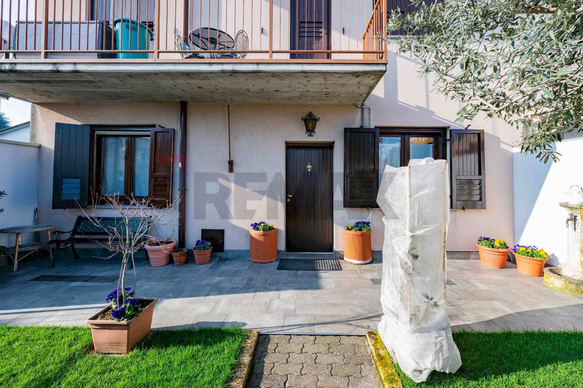 Casa all\'aperto - Trilocale VIA STEZZANO
 
7A, Azzano San Paolo - foto 3