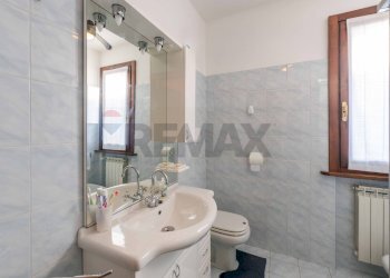 Bagno - Trilocale VIA STEZZANO
 
7A, Azzano San Paolo - foto 17