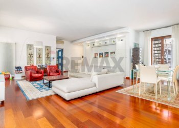 Zona giorno - Attico via Clara Maffei
 
15, Bergamo - foto 1