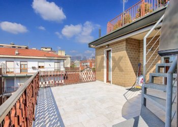 Esterno - Attico via Clara Maffei
 
15, Bergamo - foto 7