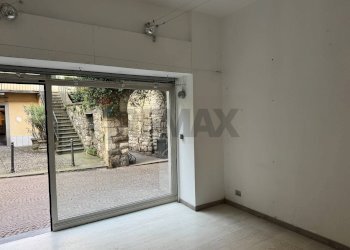 Stanza vuota - Negozio VIA PICCINELLI
 
13, Sarnico - foto 5