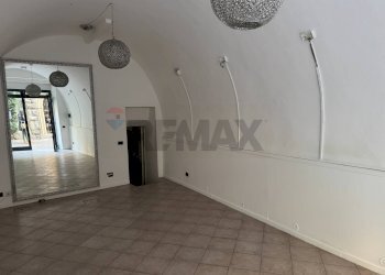 Stanza vuota - Negozio VIA PICCINELLI
 
15, Sarnico - foto 11