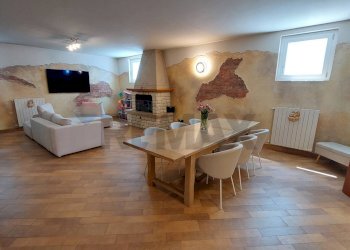 Sala da pranzo - Casa semi indipendente Endine Gaiano - foto 46