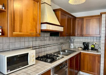 Cucina - Trilocale Costa Volpino - foto 9